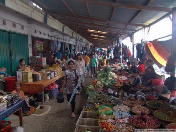 pasar bolu, rantepao. vegetable section